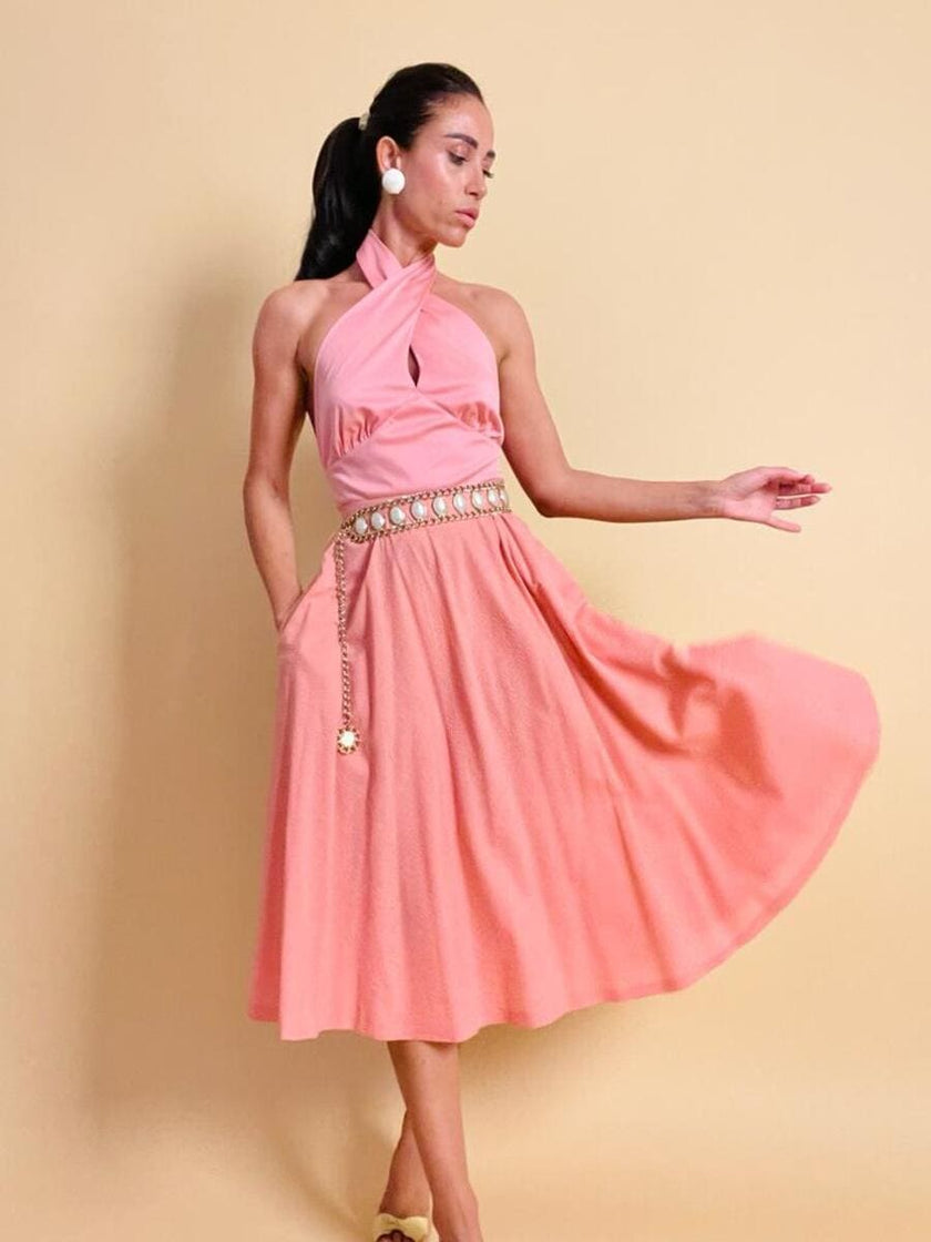 Top rosa con scollo all'americana
