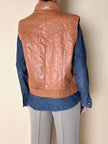 Gilet in pelle Frye color cuoio con impunture verticali