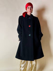 Cappotto nero con maxi bottoni gioiello multicolor “Yves Saint Laurent”