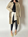 Vintage Burberry’s Trenchcoat aus beigem Gabardine mit passendem Gürtel und Check-Futter