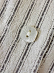 Camisa de sastre en seda Jacquard blanca con rayas grises