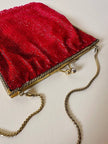Borsetta vintage di perline rosse con frangia sul fondo