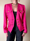 Blazer fucsia con bottoni gioiello dorati in metallo satinato “Yves Saint Laurent”