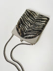 Borsa vintage Whiting & Davis in maglia metallica argento stampa zebra Made in U.S.A.