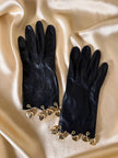 Guanti in pelle nera con charm dorati a forma di cuore “Sermoneta”