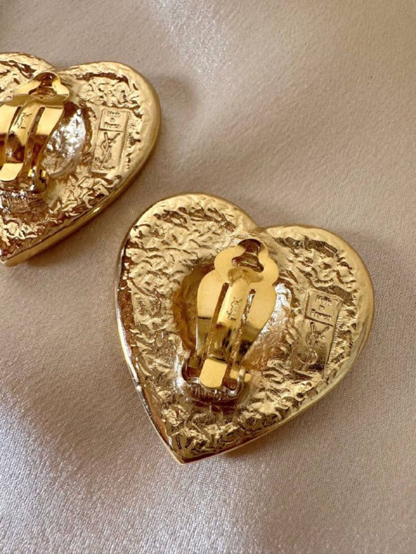 Clip dorate a forma di cuore “Yves Saint Laurent”
