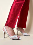 Sandali in pelle bianca con tacco a spillo “Yves Saint Laurent”