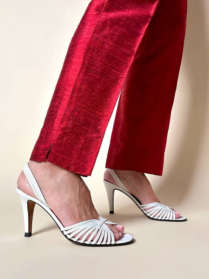 Sandali in pelle bianca con tacco a spillo “Yves Saint Laurent”