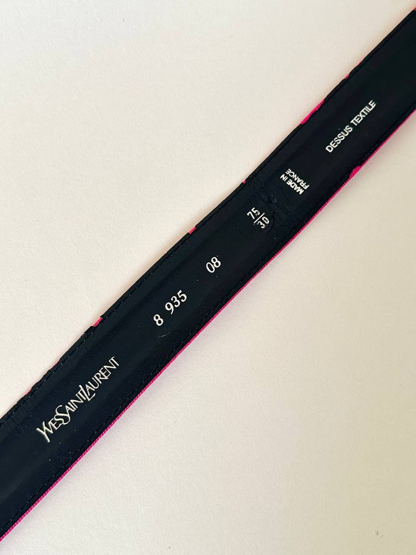 Cintura in gros grain fucsia con fibbia logata color oro “Yves Saint Laurent”