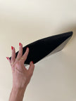 Pochette vintage Yves Saint Laurent in pelle nera con greca logata in rilievo