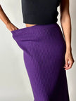 Gonna longuette Letizia De Meo in maglia viola a coste