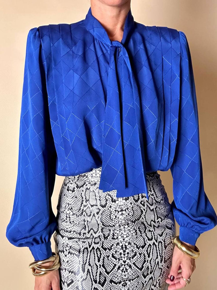 Camicia vintage Tricosa Paris in tessuto jacquard operato a losanghe bluette con nastro al collo