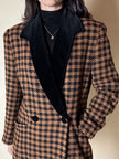 Blazer vintage Laurèl doppiopetto in lana bouclé pied-de-poule con riporti in velluto nero