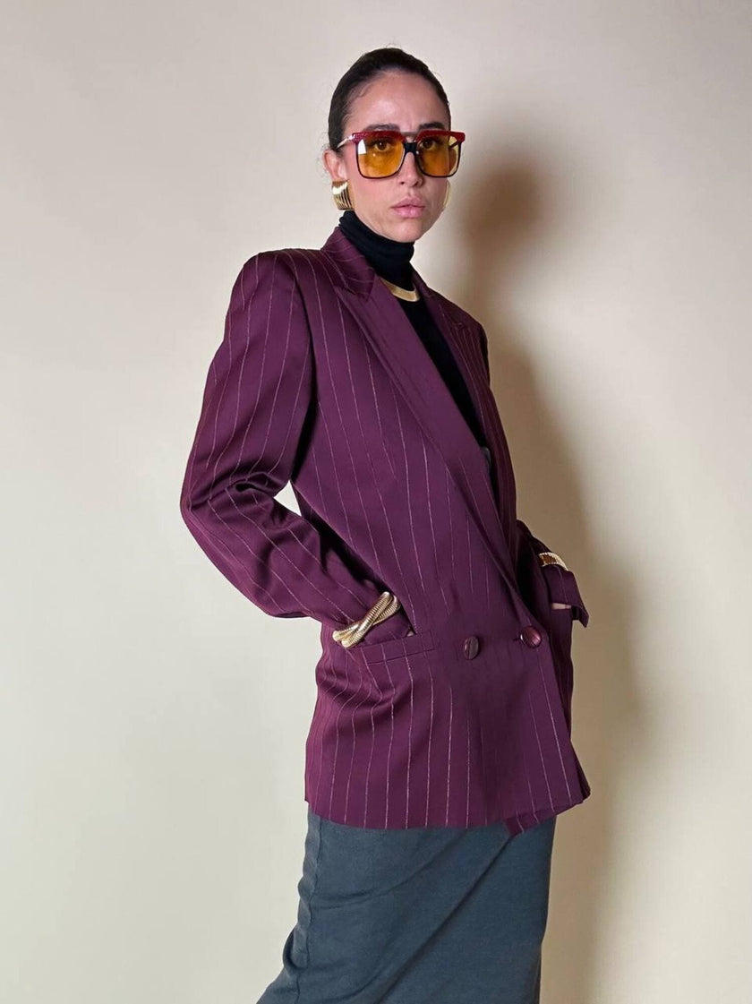 Blazer doppiopetto in rasato di lana gessato color burgundy “Gianni Versace”