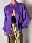 Camicia vintage Gianni Versace in seta goffrata viola con maxi tasca