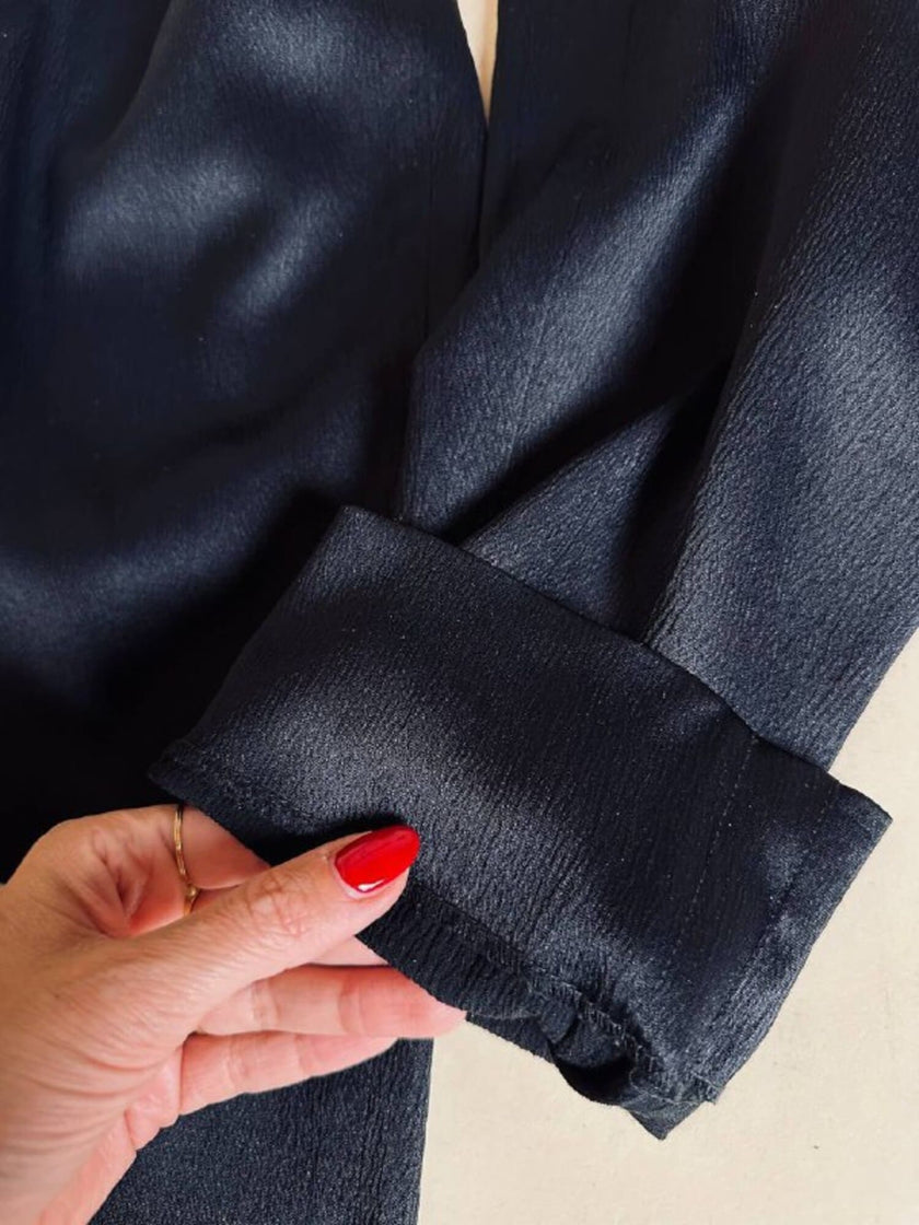 Pantalone a vita alta con pince in raso nero “Gianni Versace”