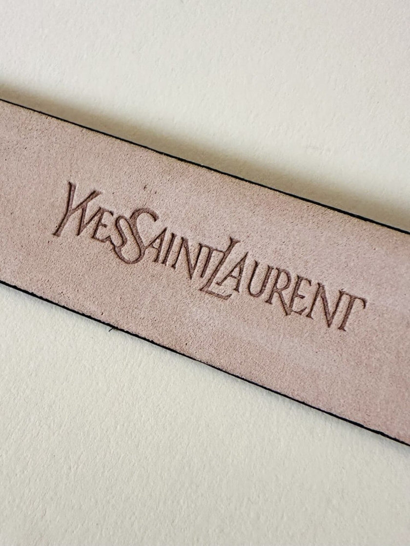 Cintura in pelle nera con fibbia rettangolare dorata “Yves Saint Laurent”