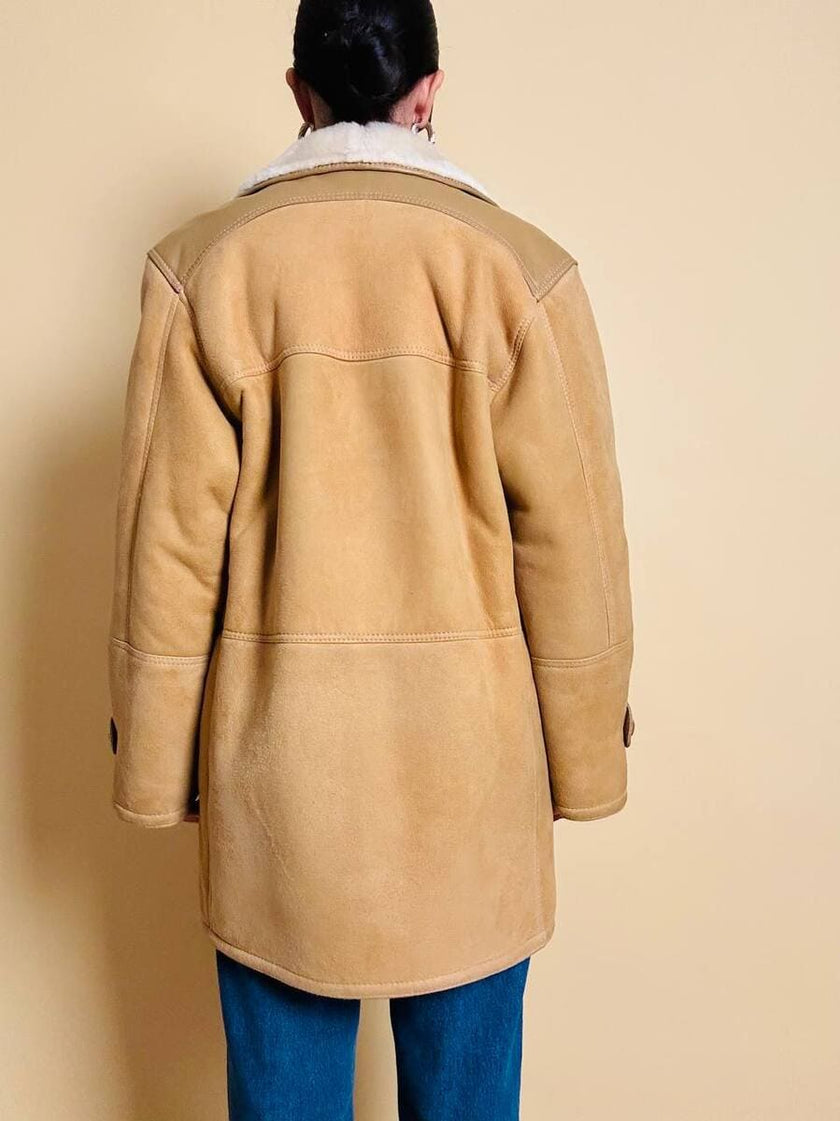 Shearling Oiginal in suede color biscotto