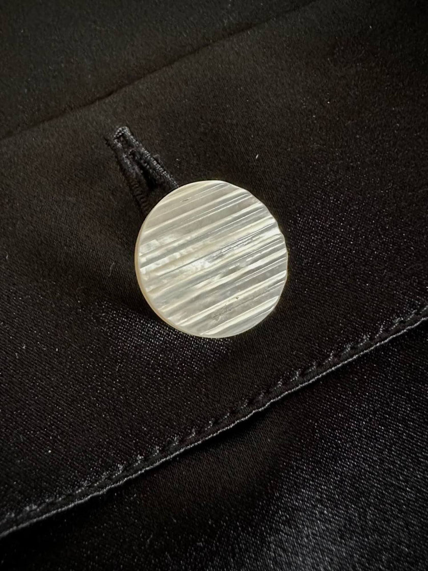 Camicia nera in raso di seta con cravattino “Yves Saint Laurent”