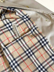 Vintage Burberry’s Trenchcoat aus beigem Gabardine mit passendem Gürtel und Check-Futter