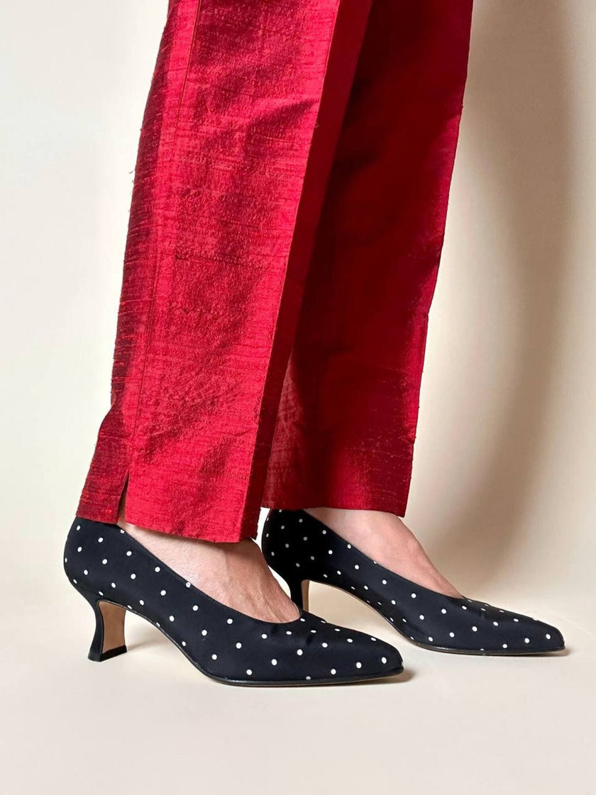 Décolleté in tessuto nero a pois bianchi “Escada”