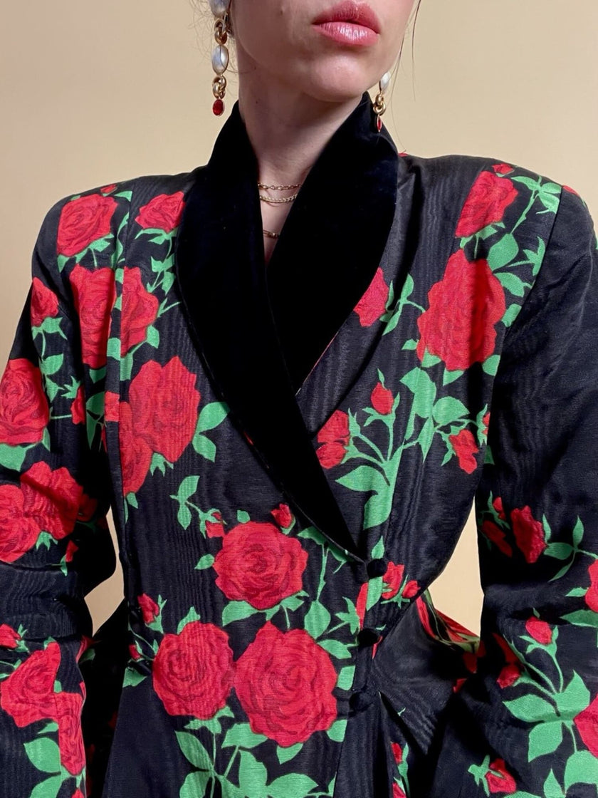 Blazer doppiopetto in tessuto moiré fantasia rose rosse