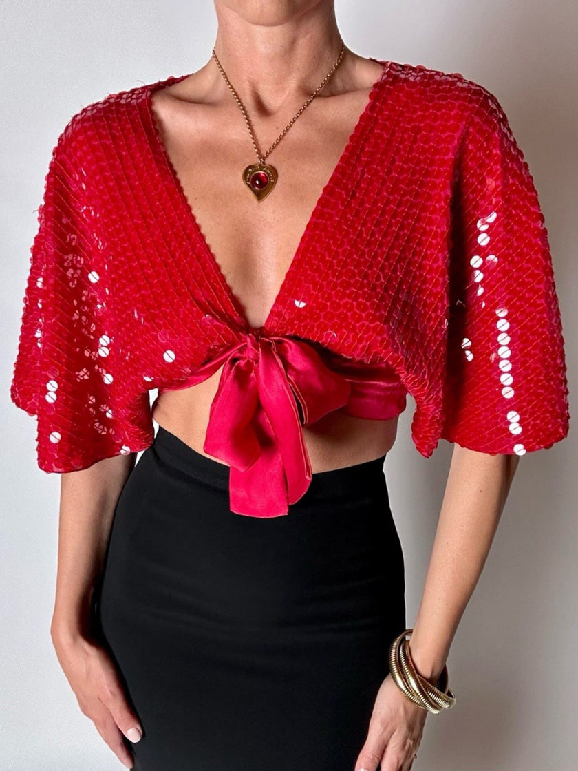 Top-Bolero vintage rosso con taglio a mantellina in seta ricamato con paillettes