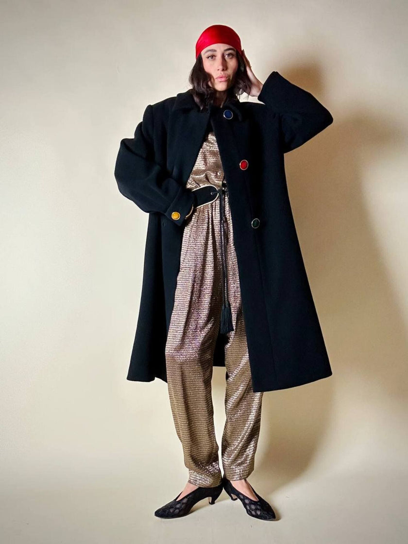 Cappotto nero con maxi bottoni gioiello multicolor “Yves Saint Laurent”