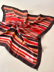 Foulard Byron in pura seta fantasia a righe trasversali declinata in nuance calde