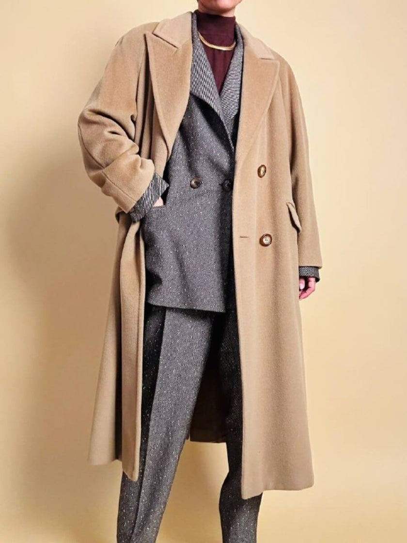 Cappotto doppiopetto in drap di lana cammello 