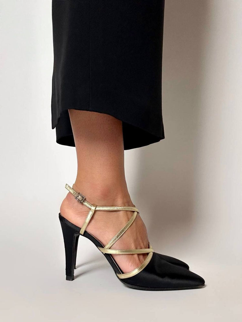 Sandali vintage Yves Saint Laurent in raso di seta nero e pelle laminata oro