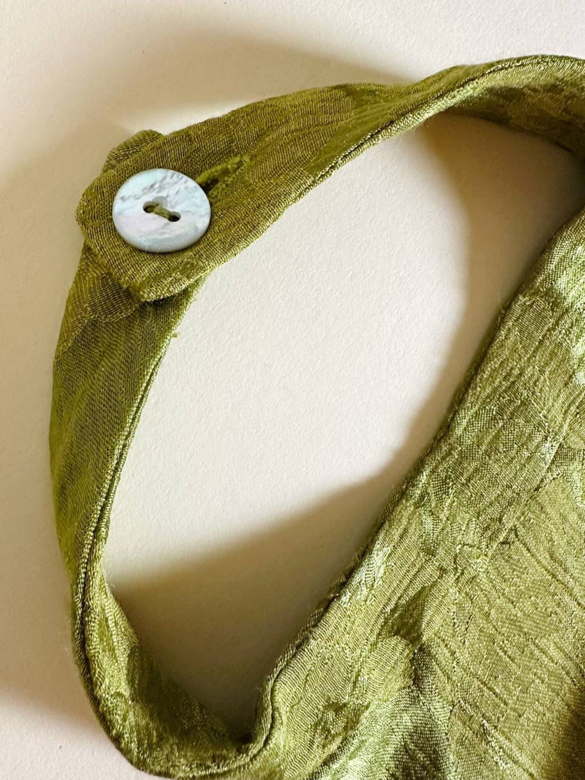 Abito vintage sartoriale con scollo all’americana in seta jacquard verde acido fantasia floreale