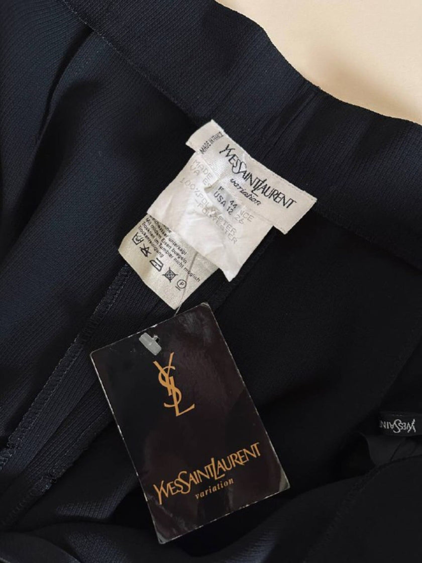Pantalone nero con pince e piega “Yves Saint Laurent”