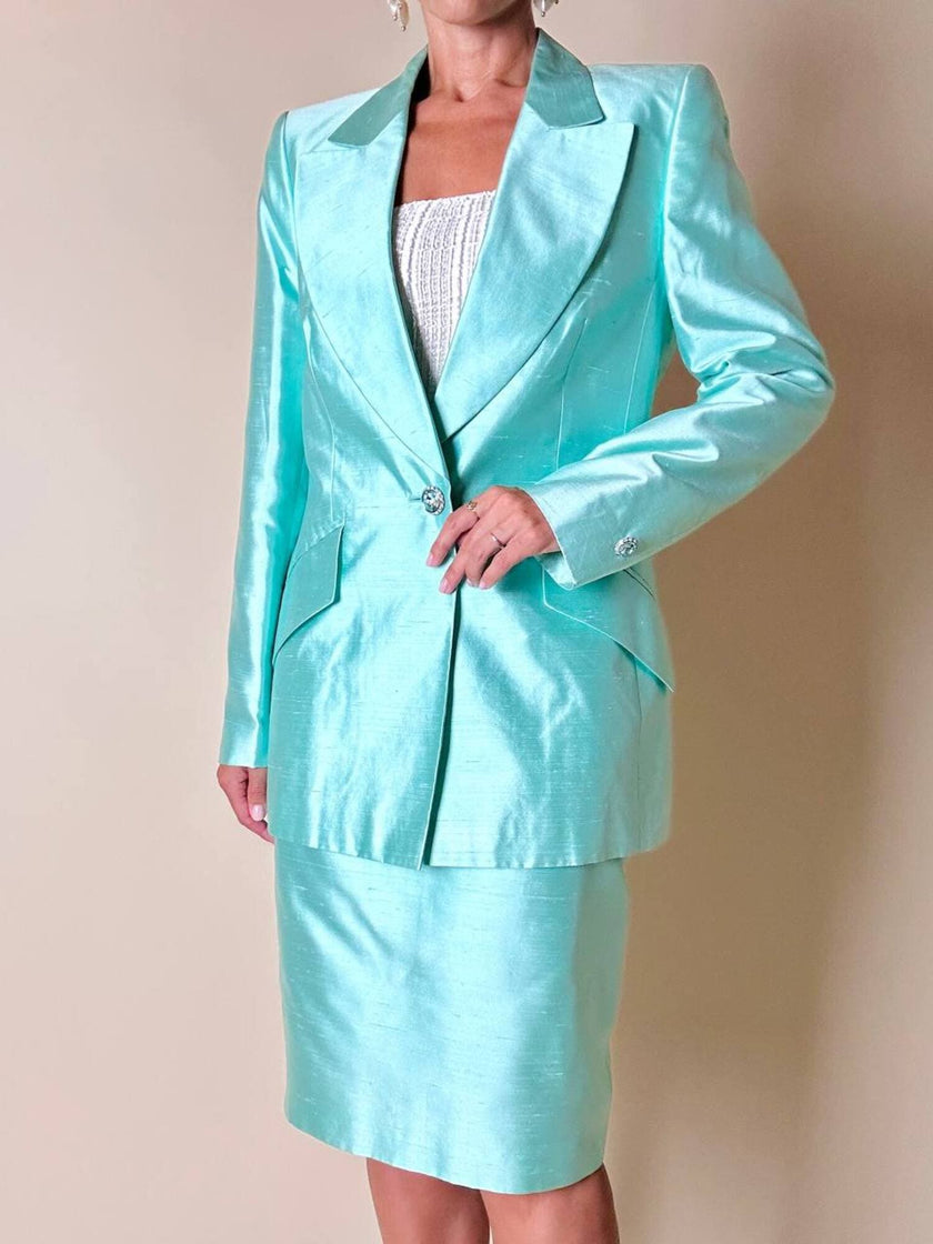 Tailleur giacca e gonna in shantung di seta acqua marina con bottoni gioiello “Escada”