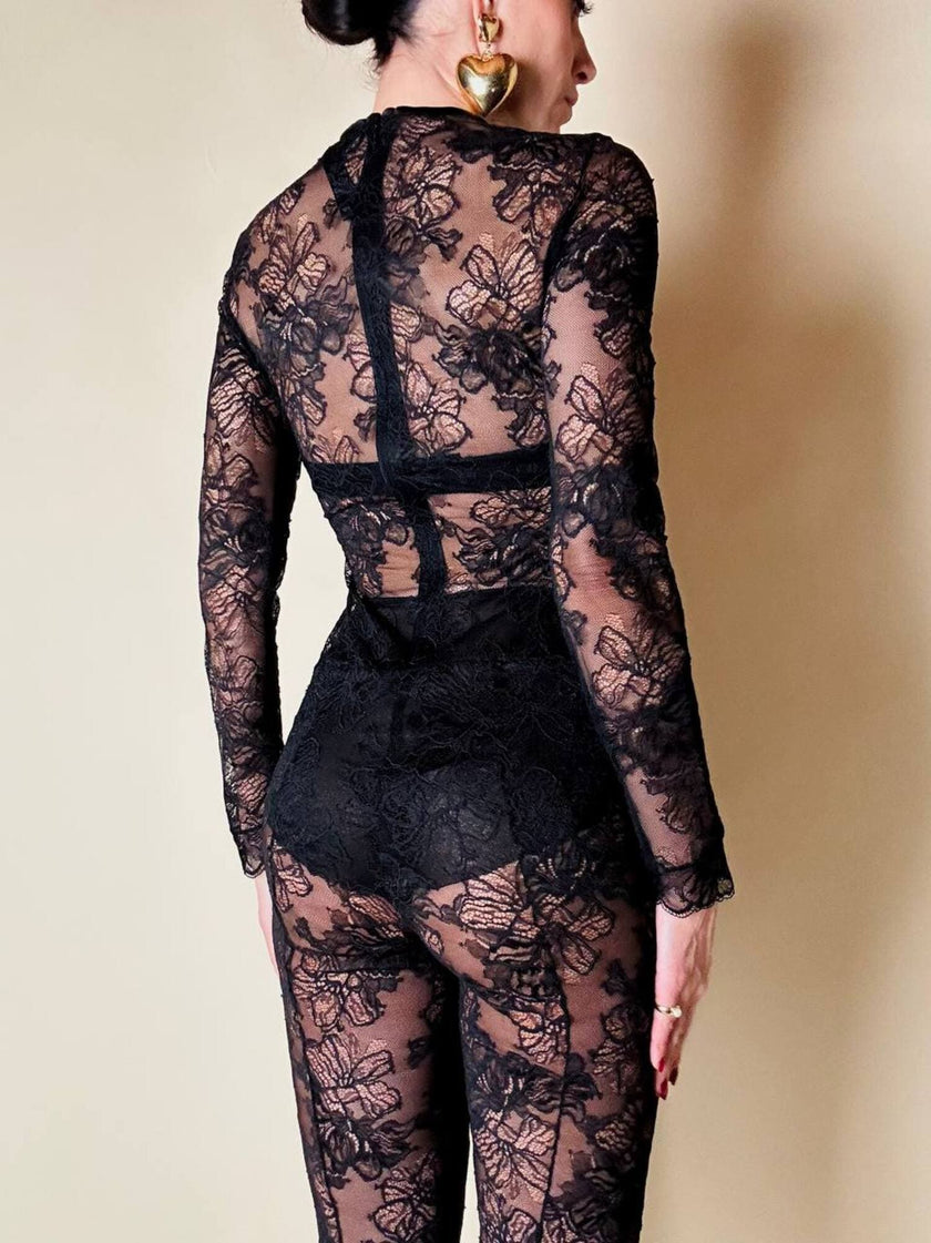 Jumpsuit con staffe in pizzo nero “La Perla”