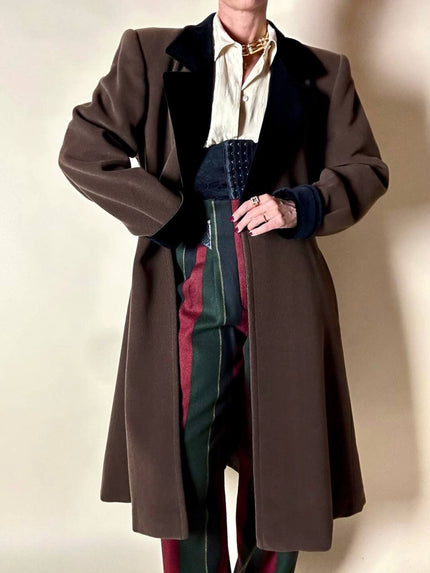 Cappotto doppiopetto in lana verde-marrone con martingala e riporti in velluto nero Alex & Tris