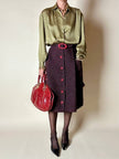 Gonna sartoriale A-Line in lana bouclé grigio antracite e rosso con bottoni in pelle