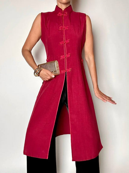 Maxi gilet vintage rosso rubino con alamari in raso