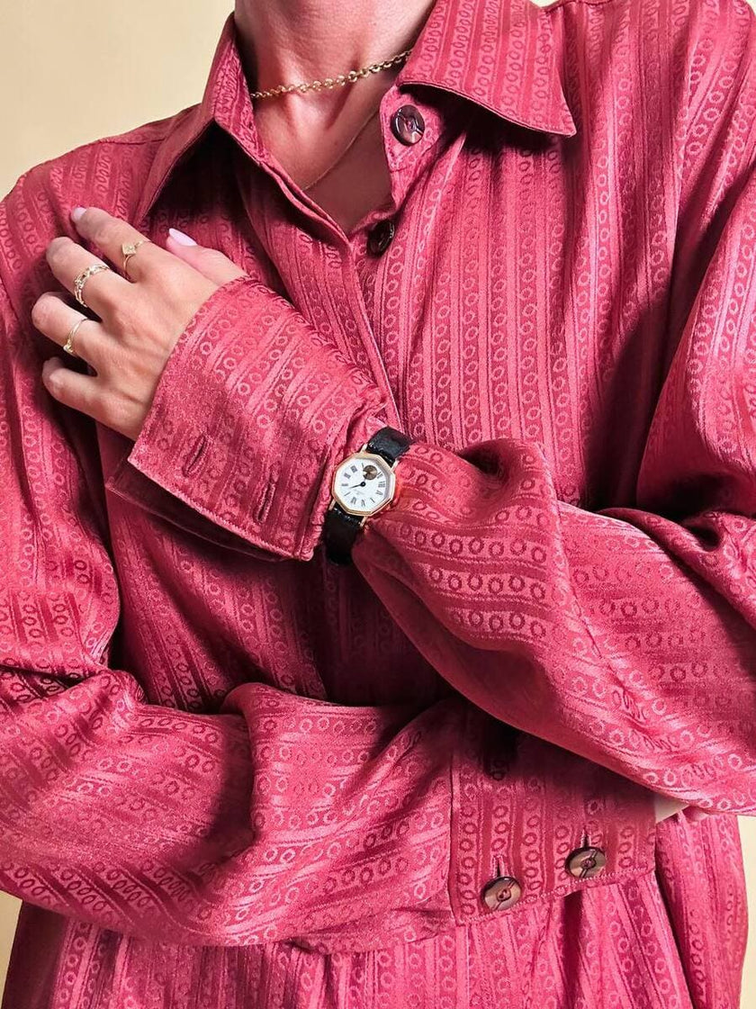 Orologio con quadrante esagonale e cinturino in coccodrillo nero 