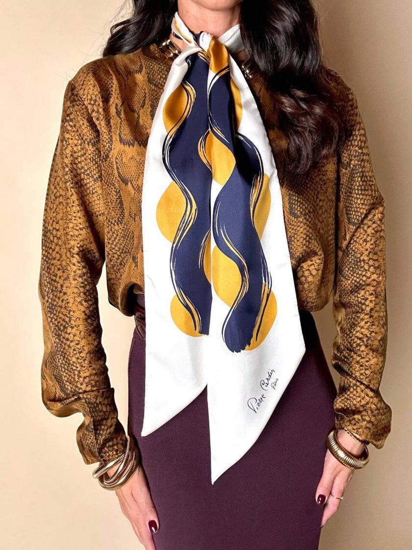 Sciarpina Pierre Cardin in seta avorio con stampa a treccia senape e nero