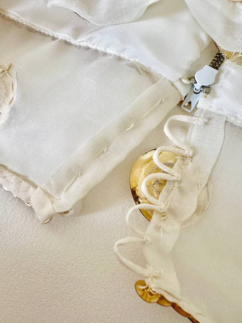 Mini dress bianco con inserti di organza ricamati in paillettes “Luis Mari”