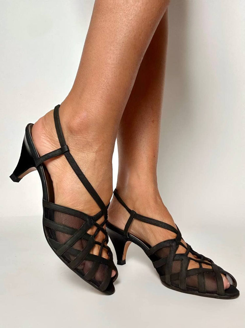 Sandali vintage Yves Saint Laurent in rete mesh nera e nabuk