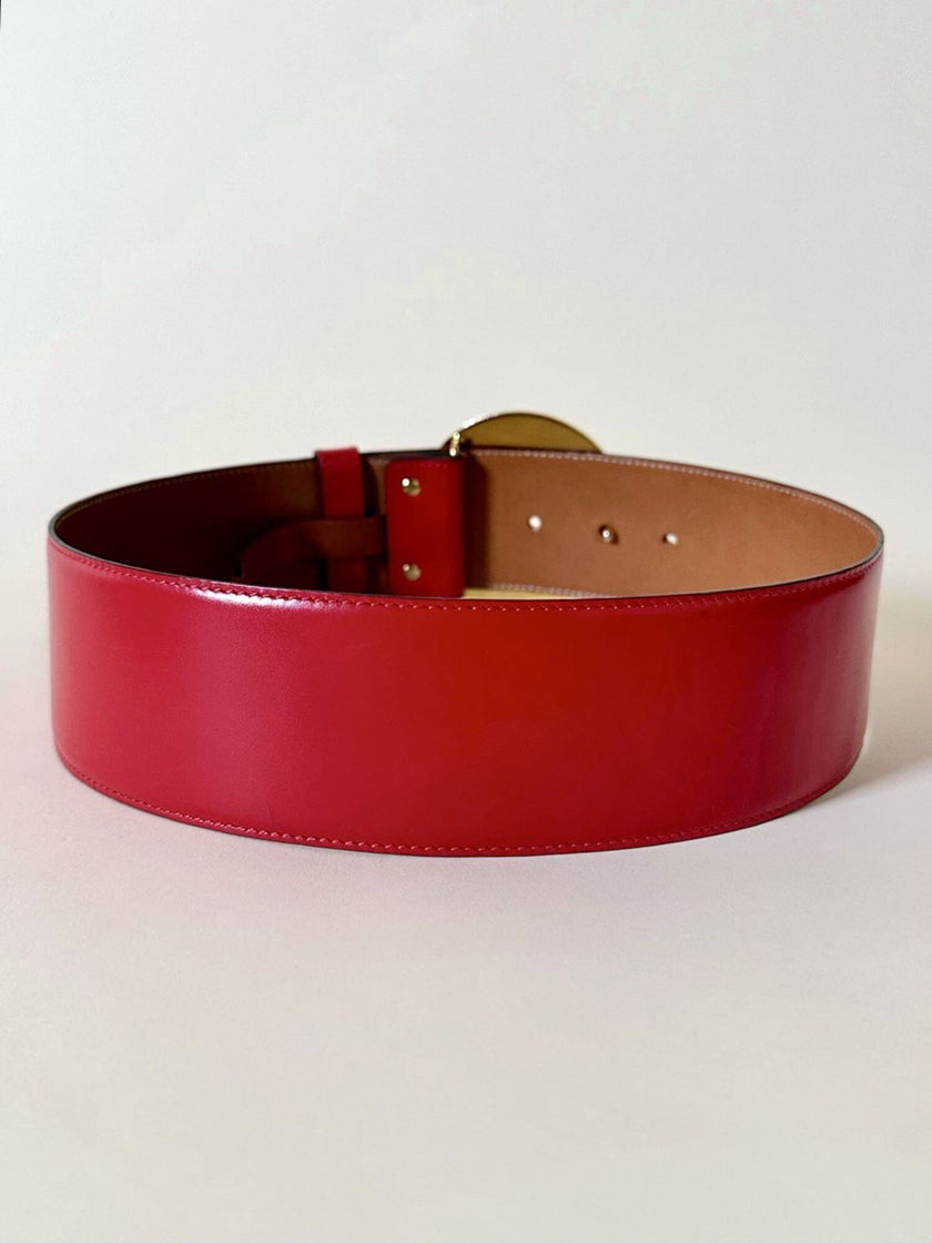 Cintura alta in pelle rossa con fibbia rotonda dorata “Celine”
