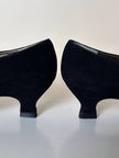 Scarpe vintage Yves Saint Laurent in camoscio nero con maxi fiocchi bianchi