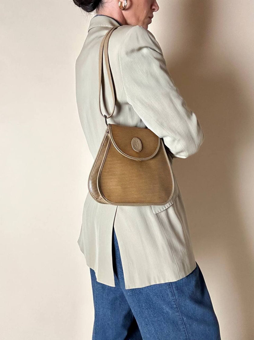 Borsa Yves Saint Laurent in tessuto plastificato millerighe color cammello con riporti in pelle argilla