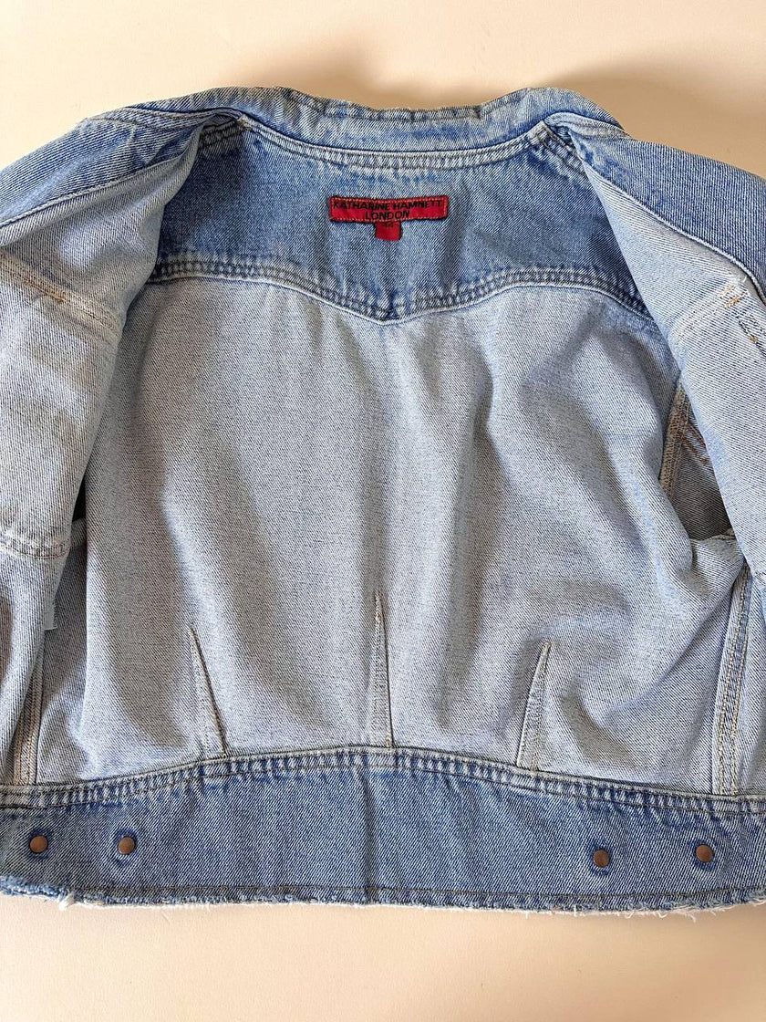 Giacca cropped Katharine Hamnett London in Denim chiaro slavato