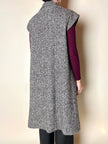 Gilet lungo doppiopetto in tweed a spina di pesce bianco e marrone