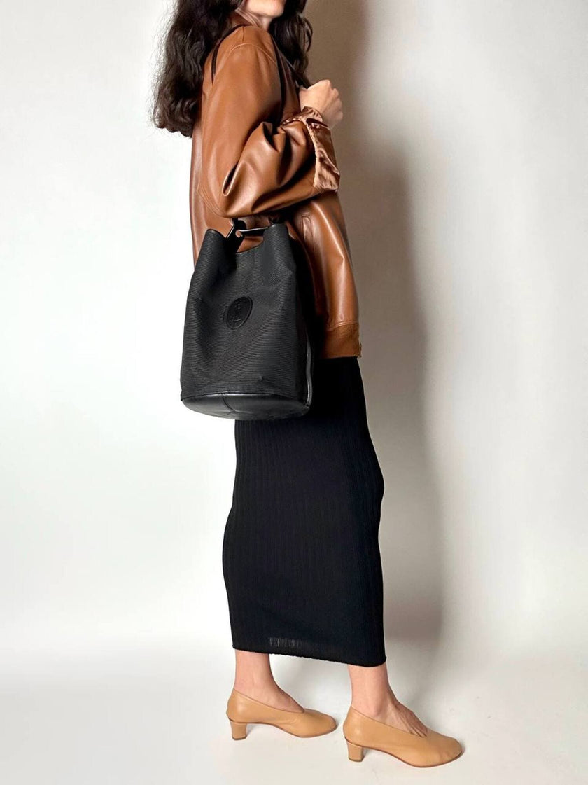 Secchiello vintage Yves Saint Laurent in tessuto nero millerighe con riporti in pelle