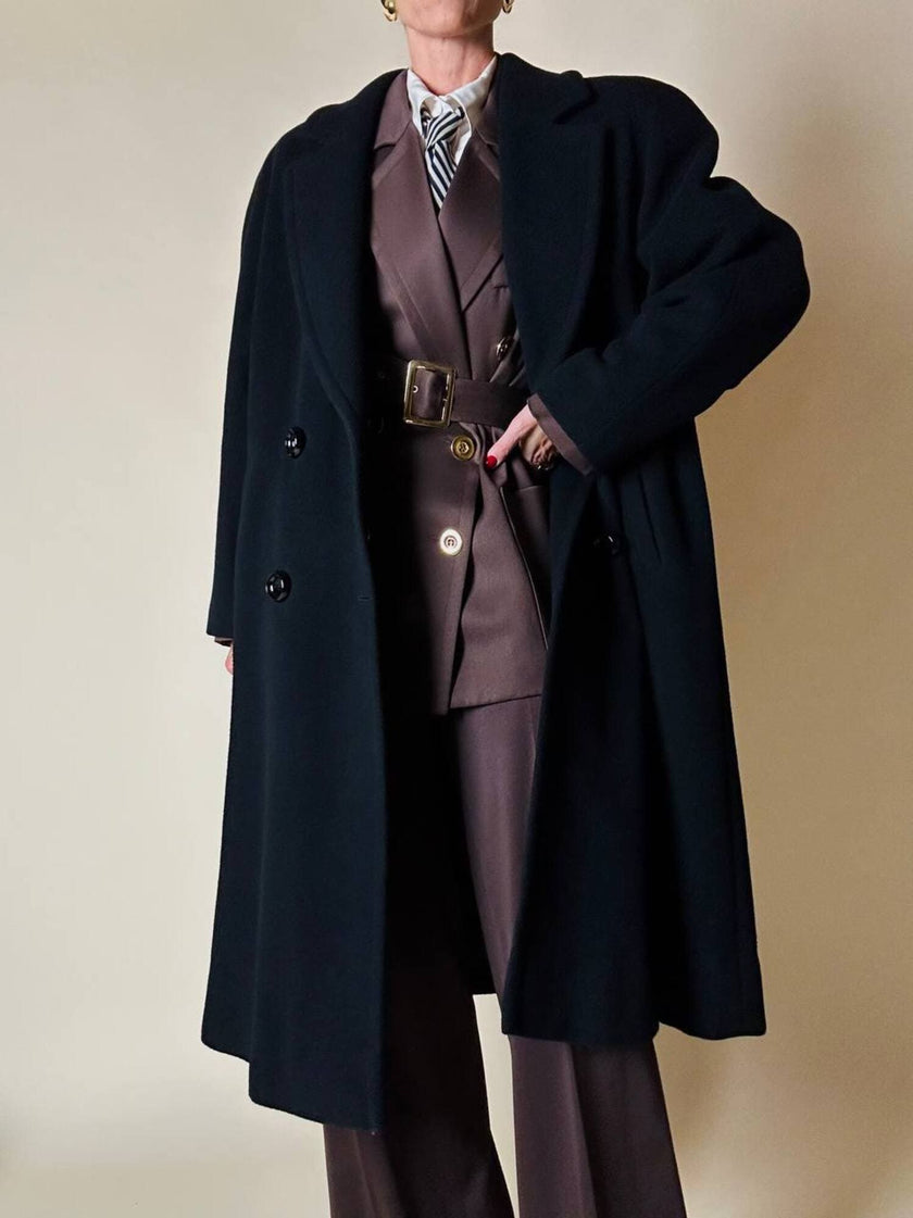 Cappotto doppiopetto oversize in lana nera
