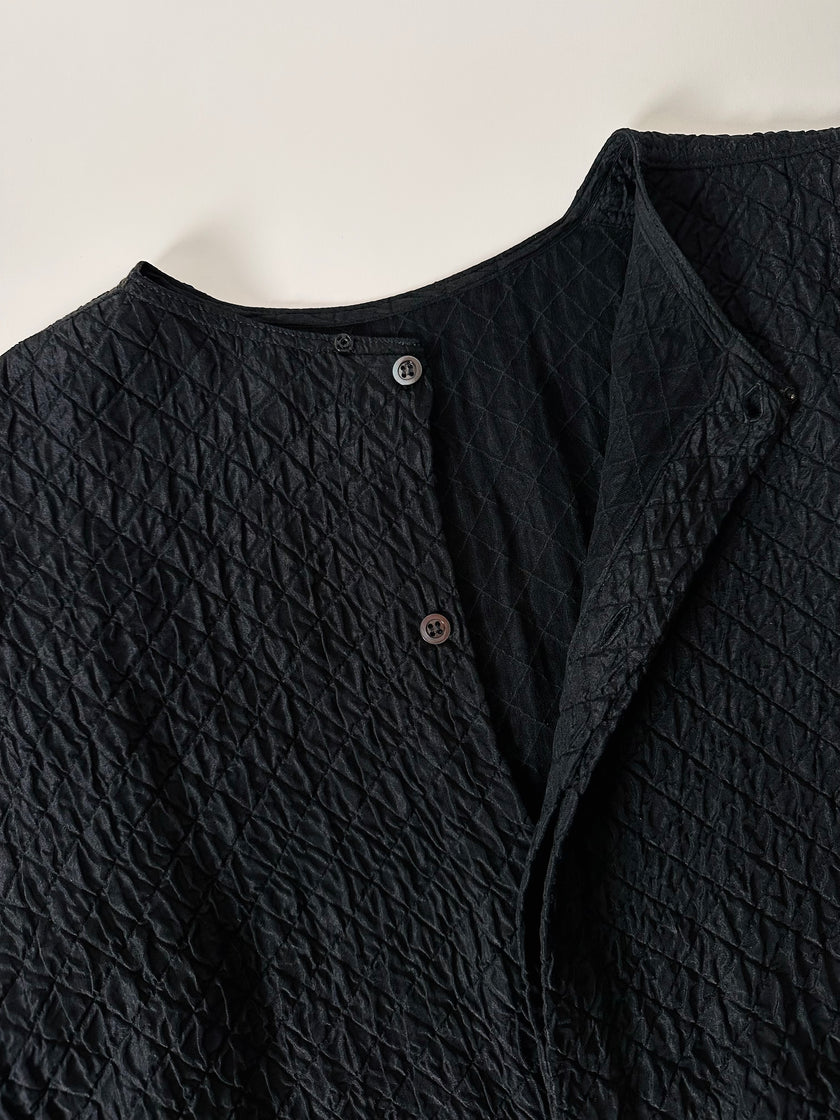 Blusa vintage Valentino Miss V in seta nera goffrata